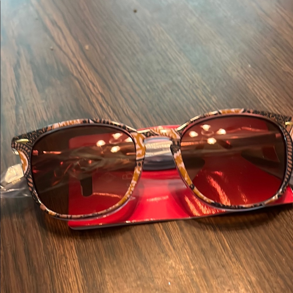 Stylish Patterned Sunglasses by Vera Bradley brand new